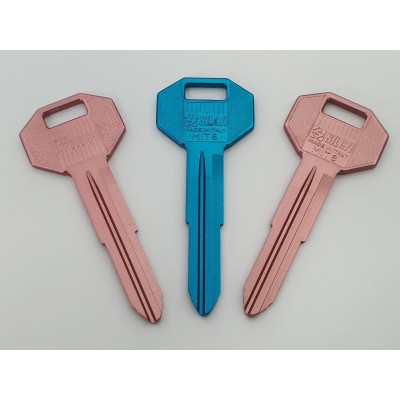 CAR KEY ULTRALITE  MIT8