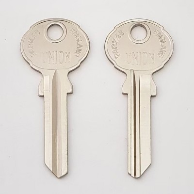 HOUSEHOLD KEY B24