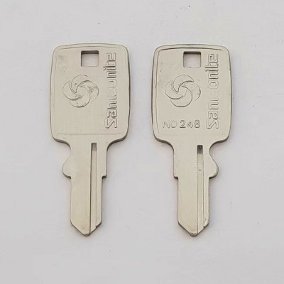 HOUSEHOLD KEY B273L