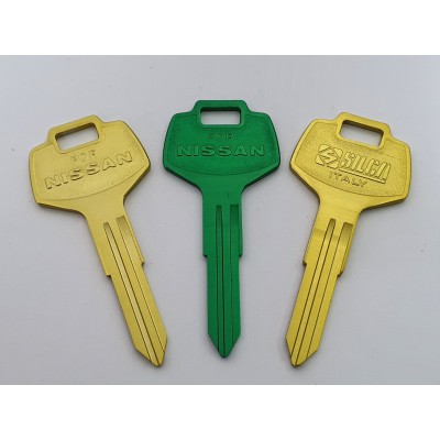 CAR KEY ULTRALITE DAT13