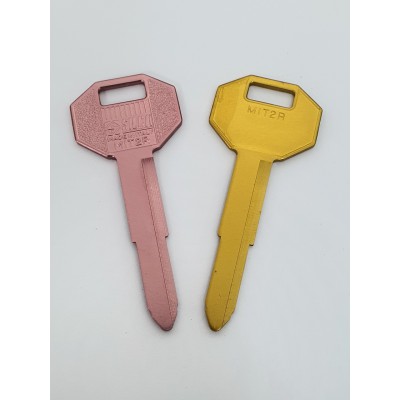 CAR KEY ULTRALITE MIT2R